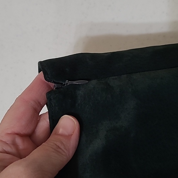 Montanaco dark green leather maxi skirt with side zipper size Large - Picture 3 of 9